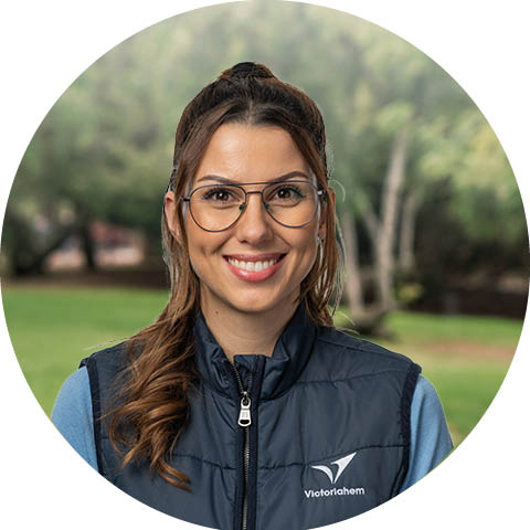 Porträttbild av Melissa, kontaktperson för hyreslägenheter i Tranås