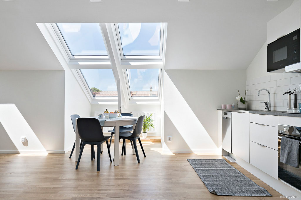 Modern vindslägenhet med topputrustat kök i centrala Kristianstad - Uthyres.