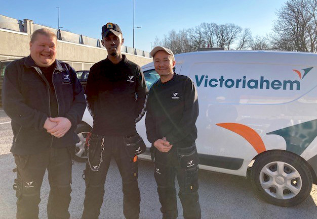 Tre medarbetare som jobbar hos Victoriahem i Borås